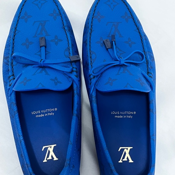 Louis Vuitton Other - Louis Vuitton Blue Monogram Driver Moccasins Size UK 7.5/USA 8.5